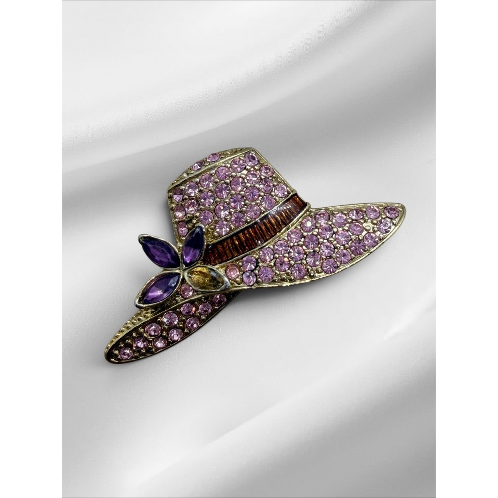 Monet Vintage (FLAW) Gold Tone Pink Purple Rhinestone Hat Brooch Pin - Picture 4 of 9